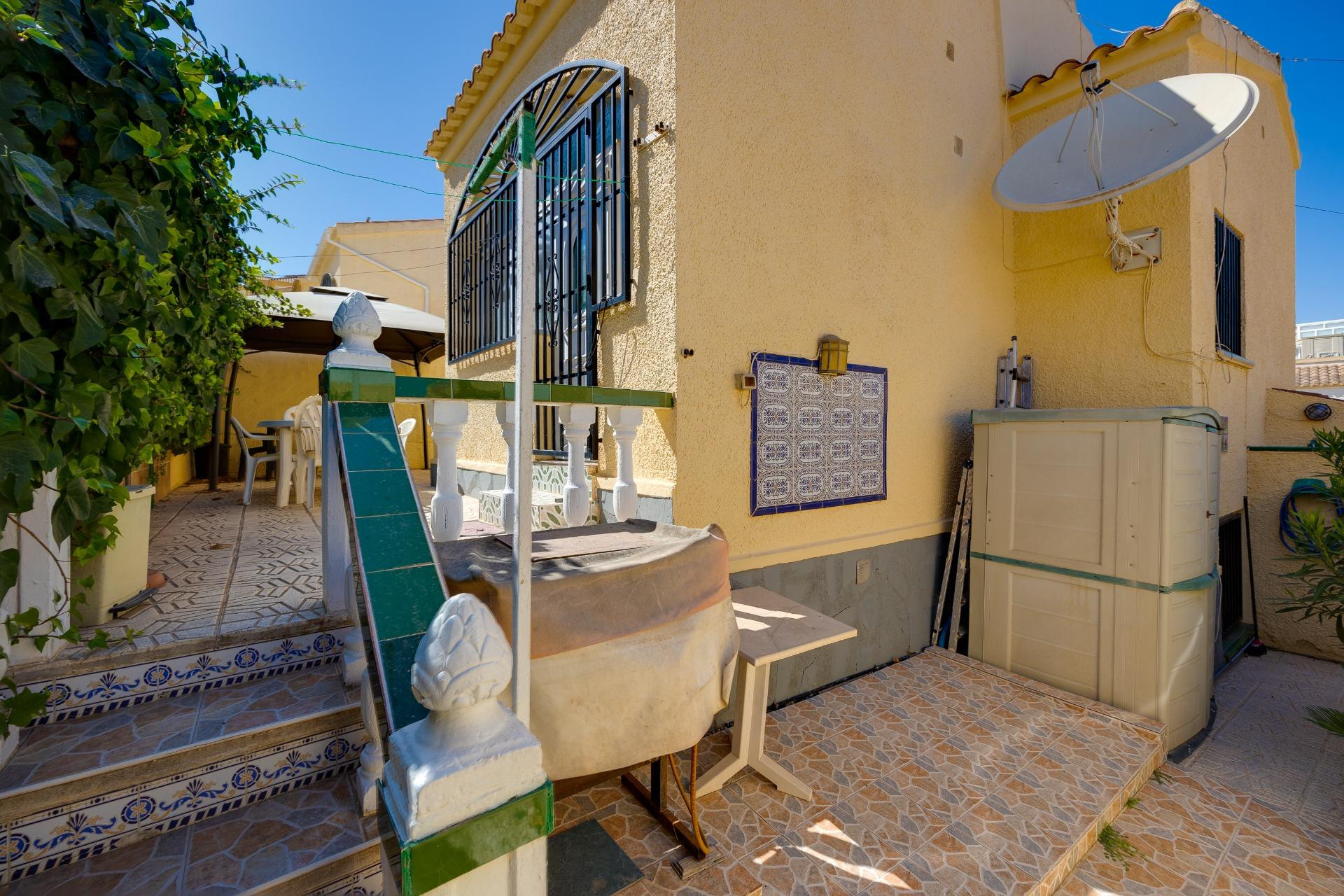 Resale - Villa -
San Fulgencio - La Marina
