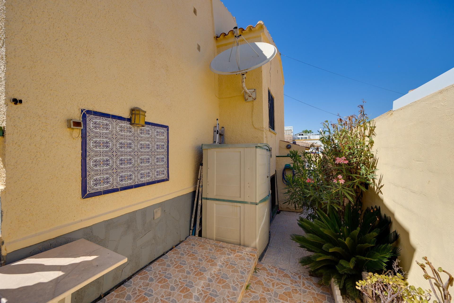 Resale - Villa -
San Fulgencio - La Marina