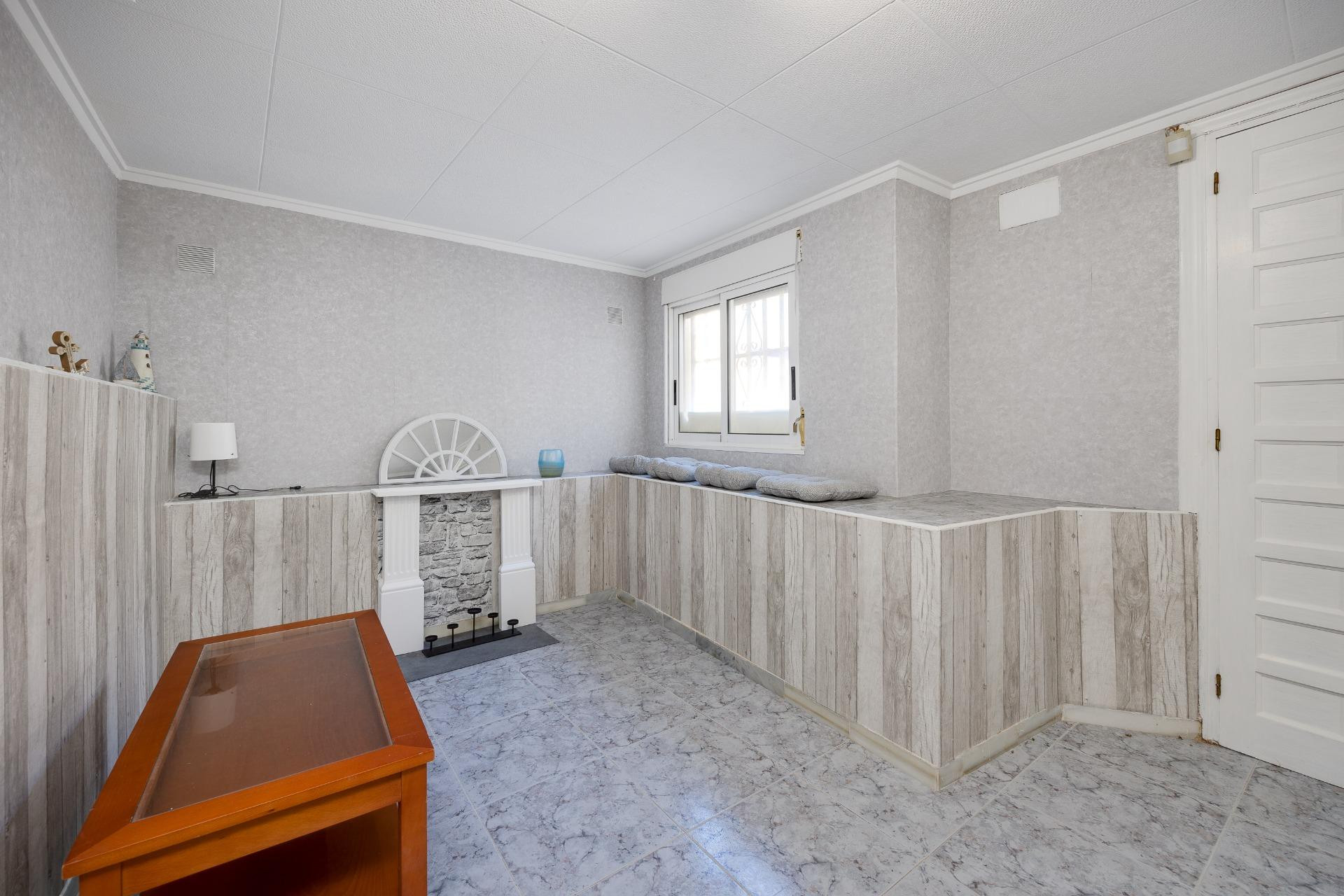 Resale - Villa -
San Fulgencio - La Marina