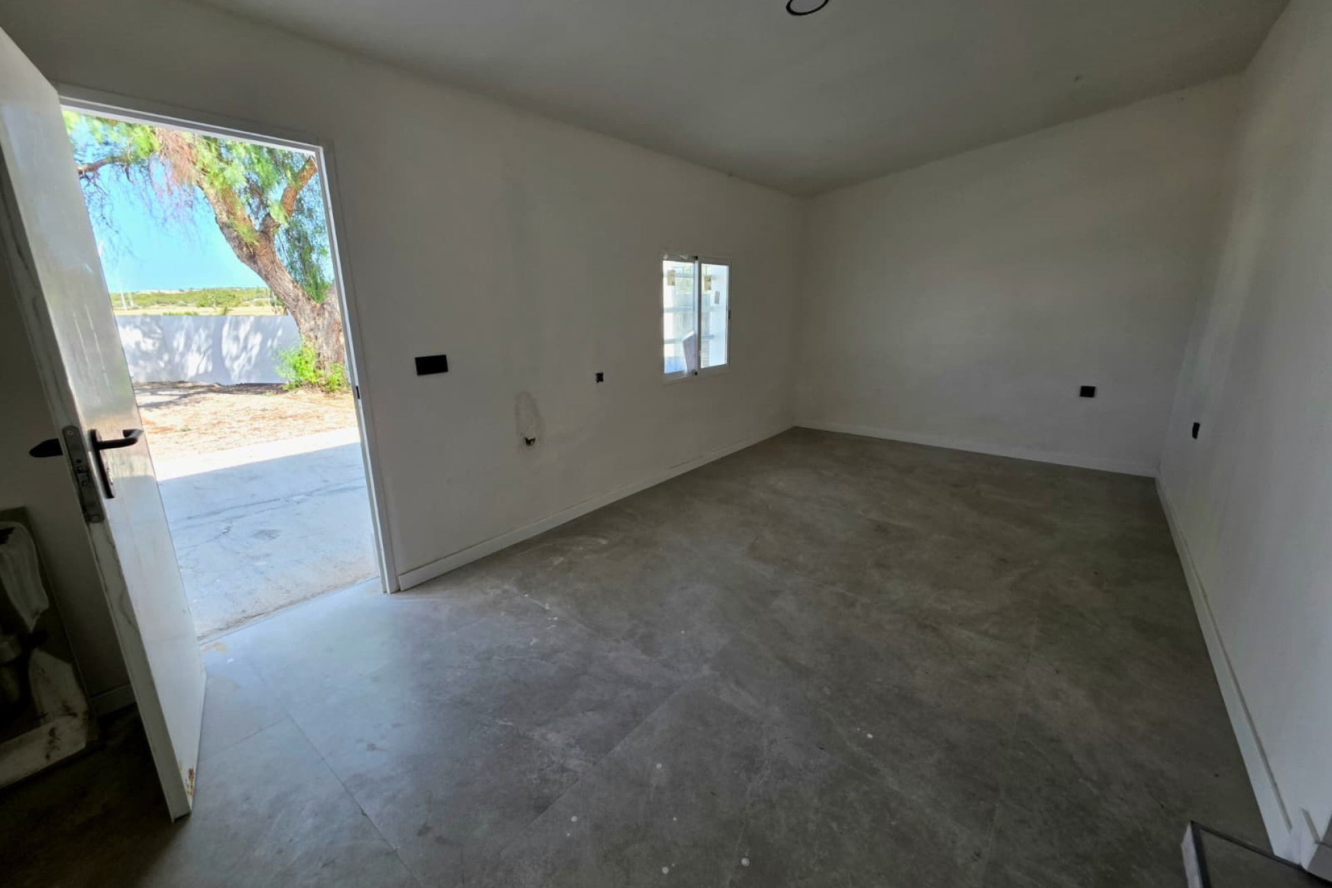 Resale - Villa -
San Fulgencio - La Marina