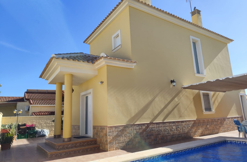 Resale - Villa -
San Fulgencio - La Marina