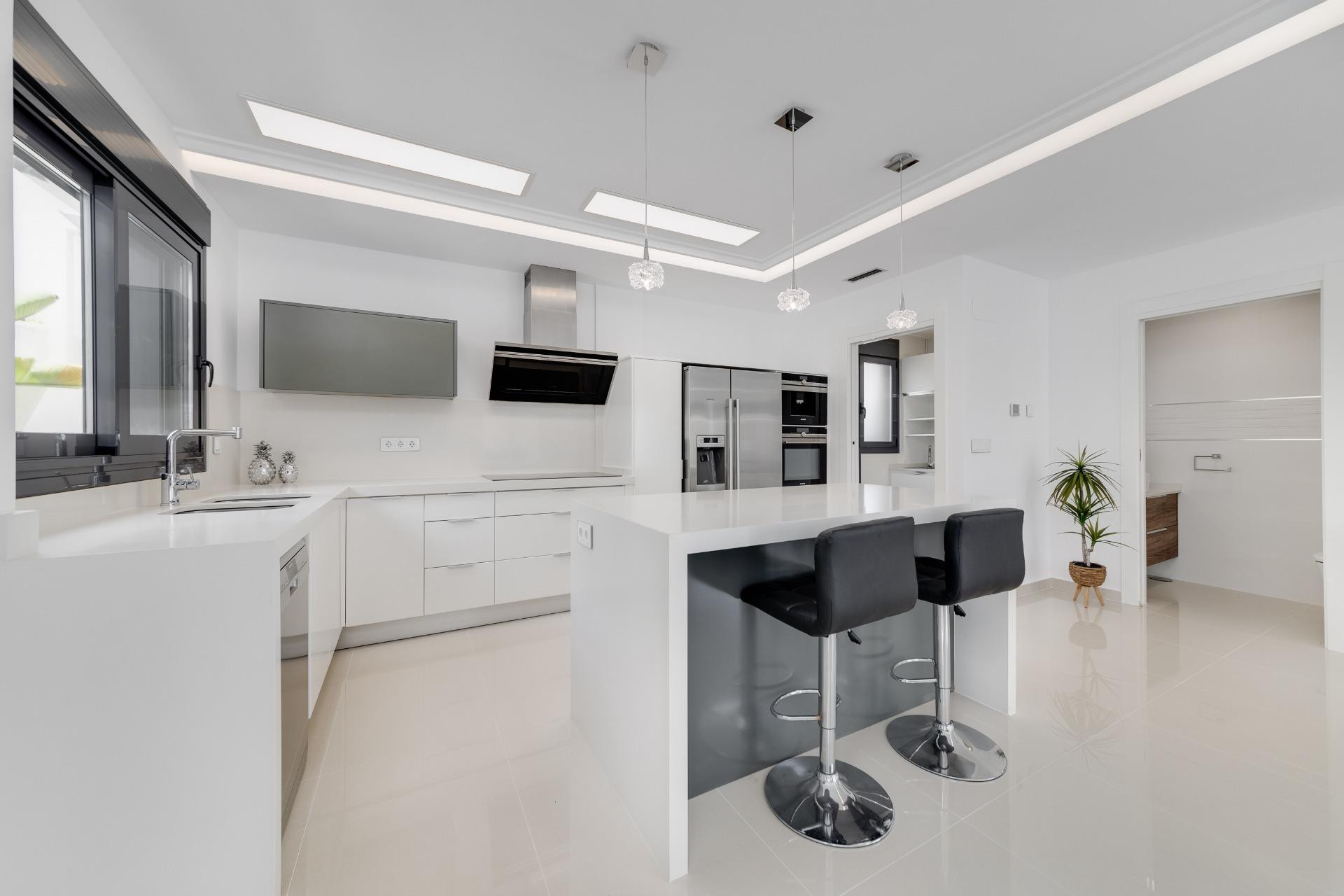 Resale - Villa -
San Miguel de Salinas - Cerro Del Sol