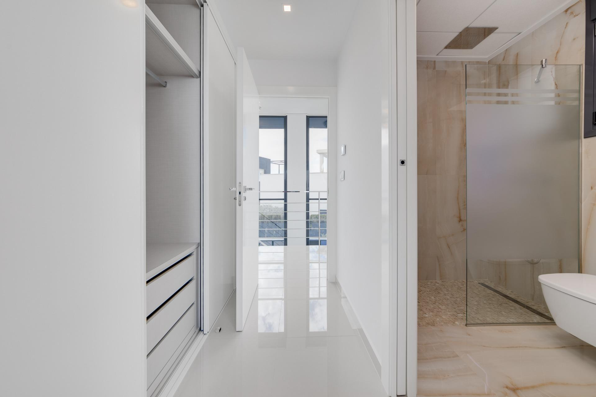 Resale - Villa -
San Miguel de Salinas - Cerro Del Sol