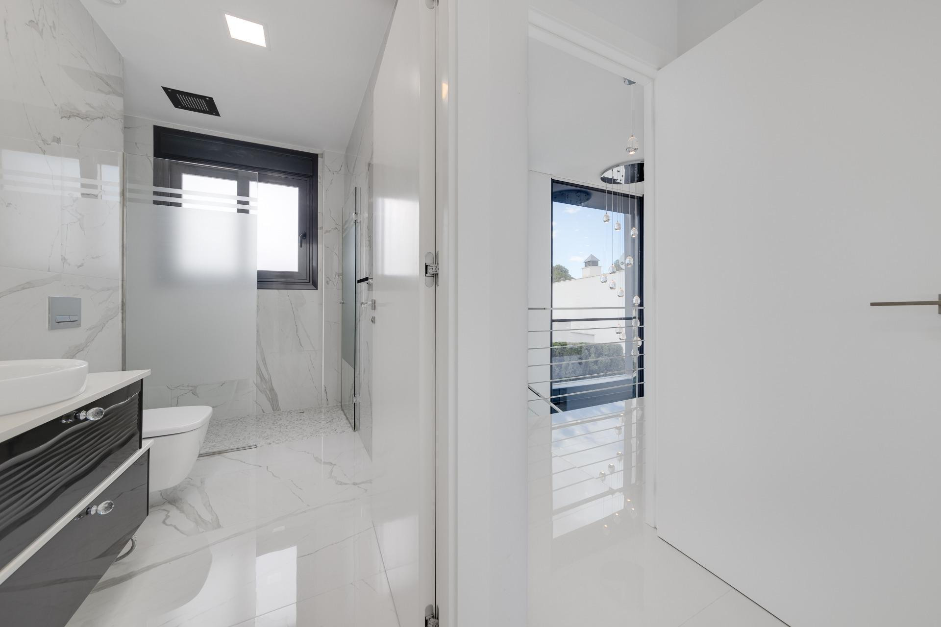 Resale - Villa -
San Miguel de Salinas - Cerro Del Sol