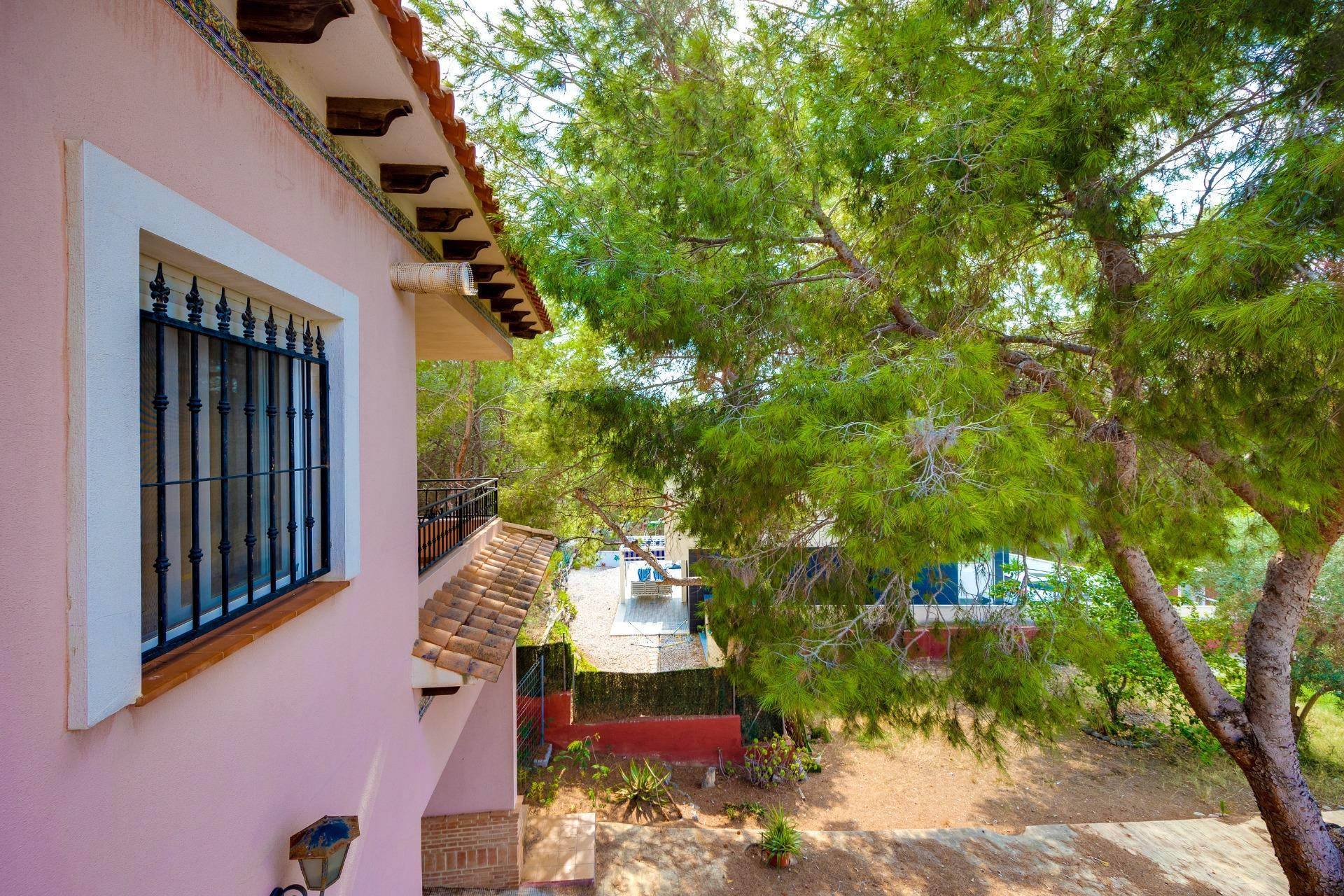 Resale - Villa -
San Miguel de Salinas - Ciudad de las comunicaciones