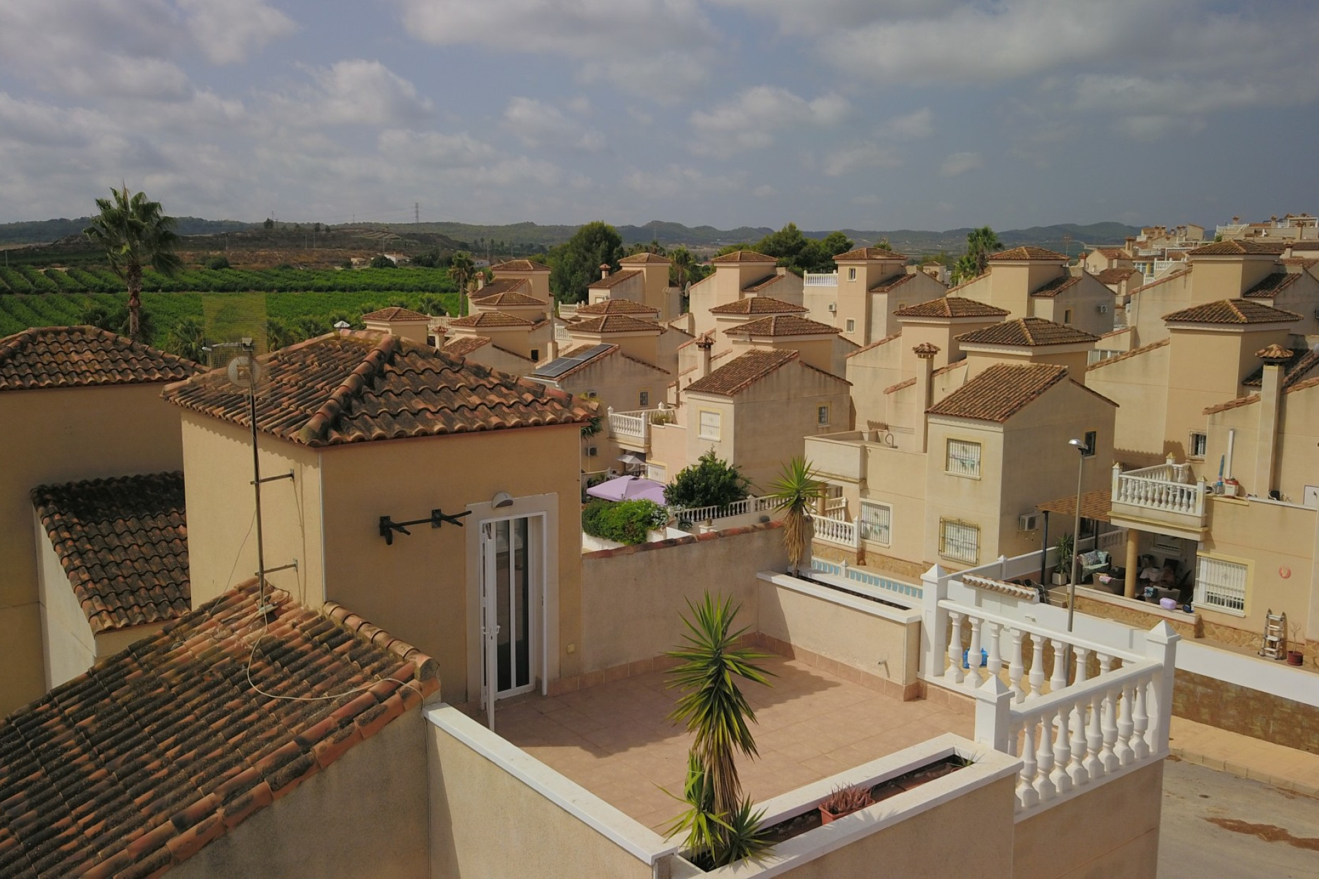 Resale - Villa -
San Miguel de Salinas - Lake View Mansions