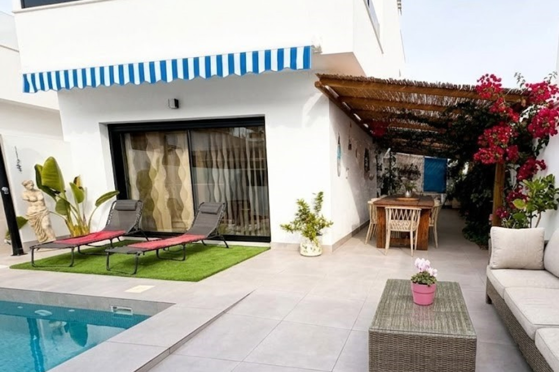 Resale - Villa -
San Pedro del Pinatar