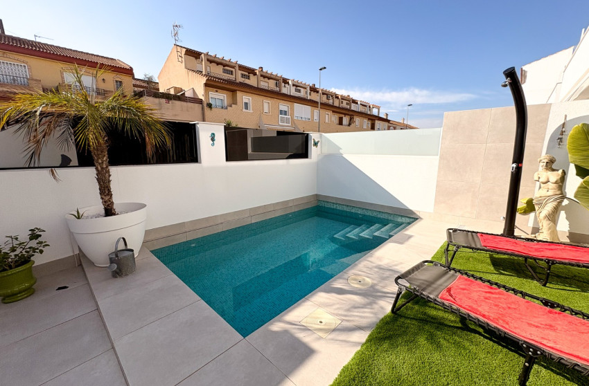 Resale - Villa -
San Pedro del Pinatar