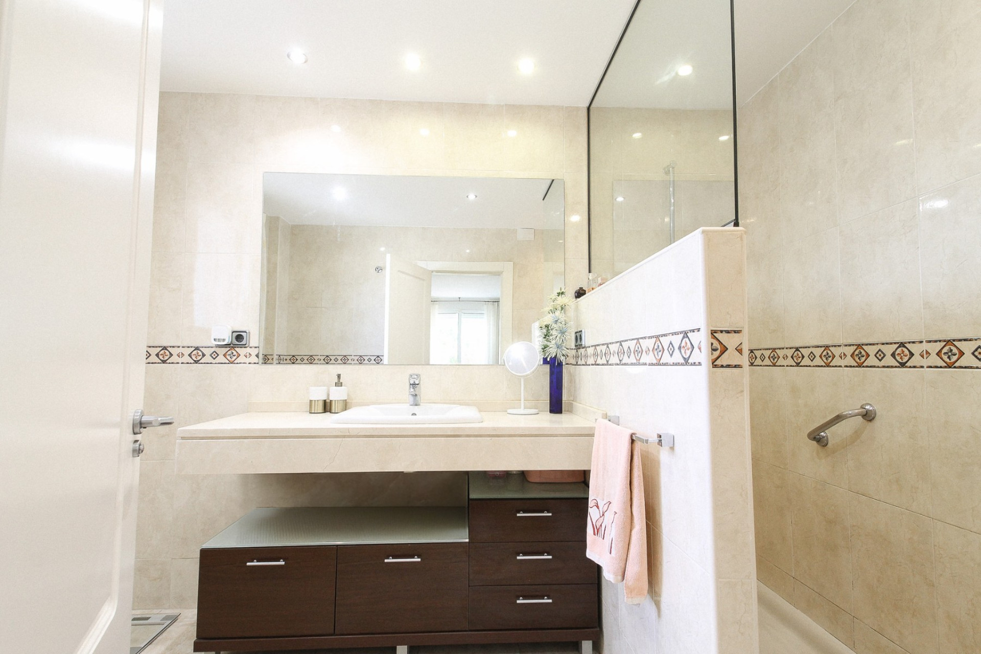 Resale - Villa -
San Vicente del Raspeig