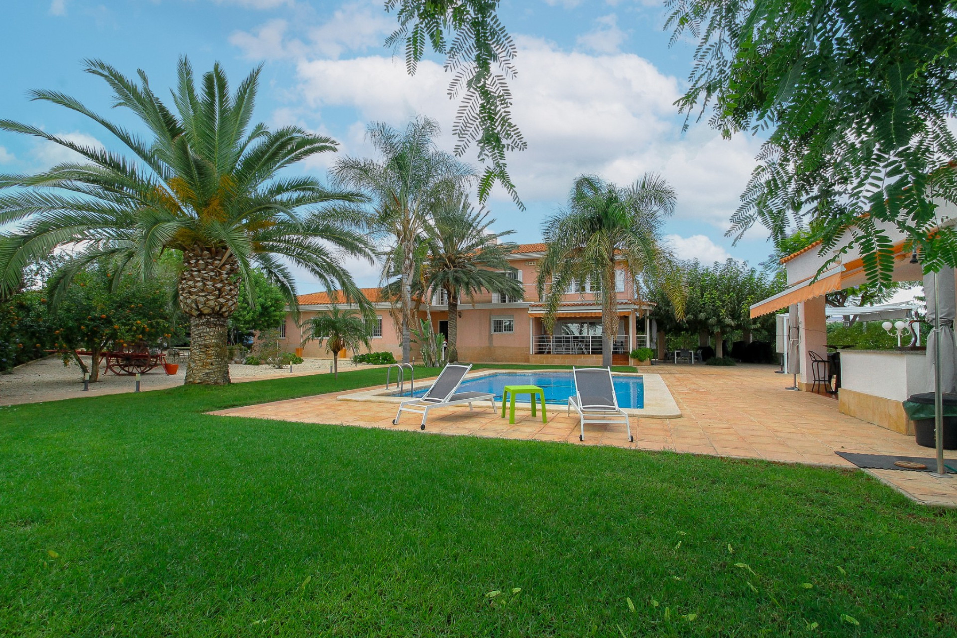 Resale - Villa -
San Vicente del Raspeig