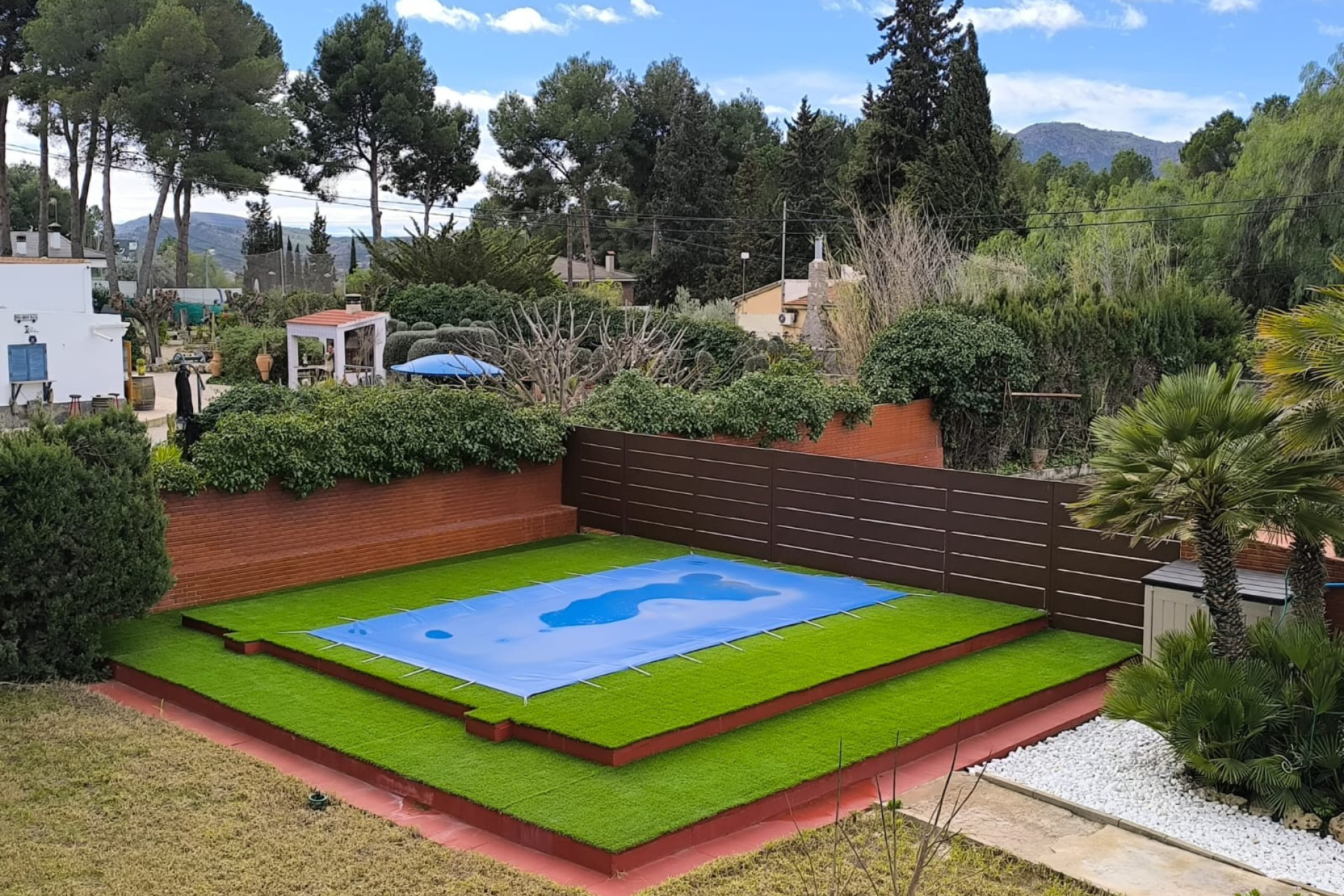 Resale - Villa -
Sax - Inland
