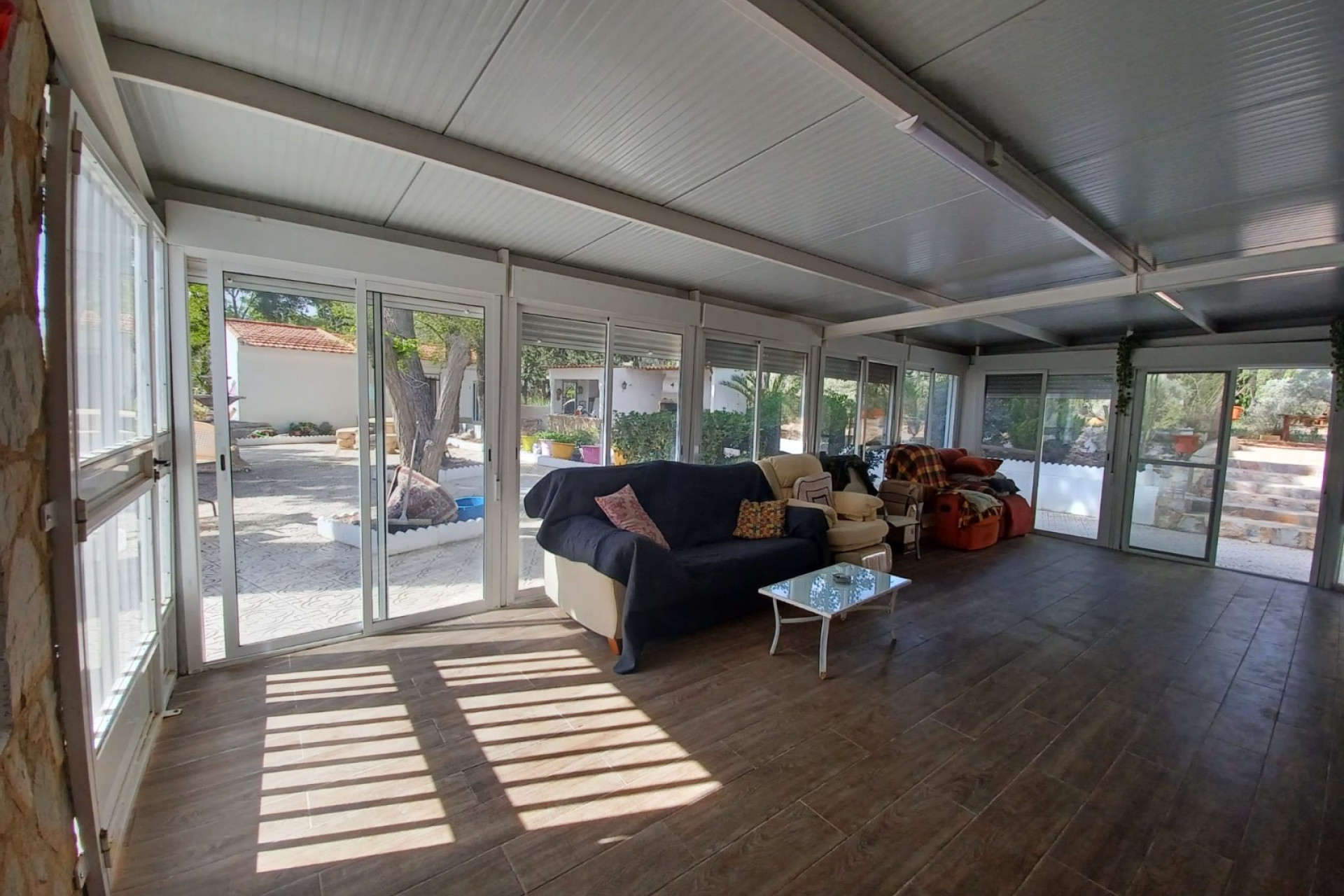 Resale - Villa -
Sax