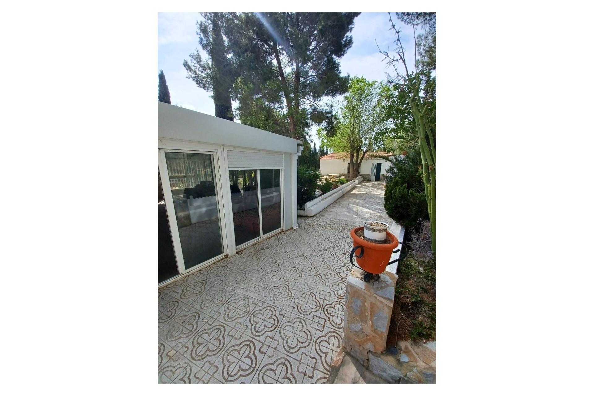 Resale - Villa -
Sax