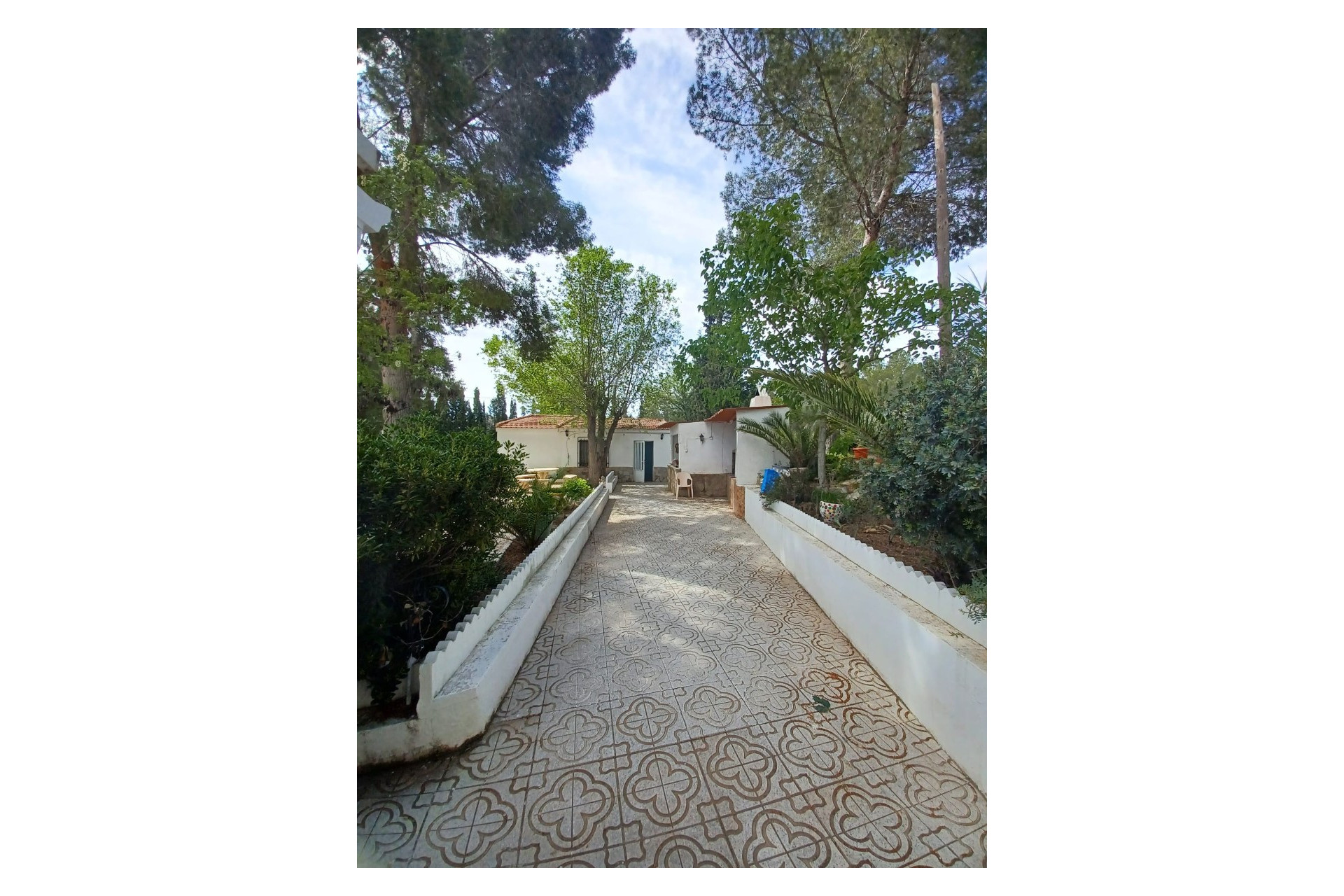 Resale - Villa -
Sax