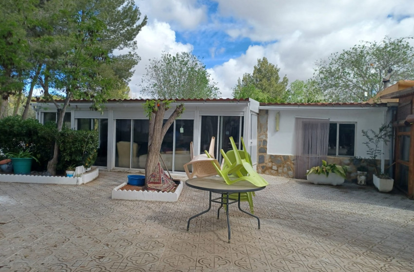 Resale - Villa -
Sax