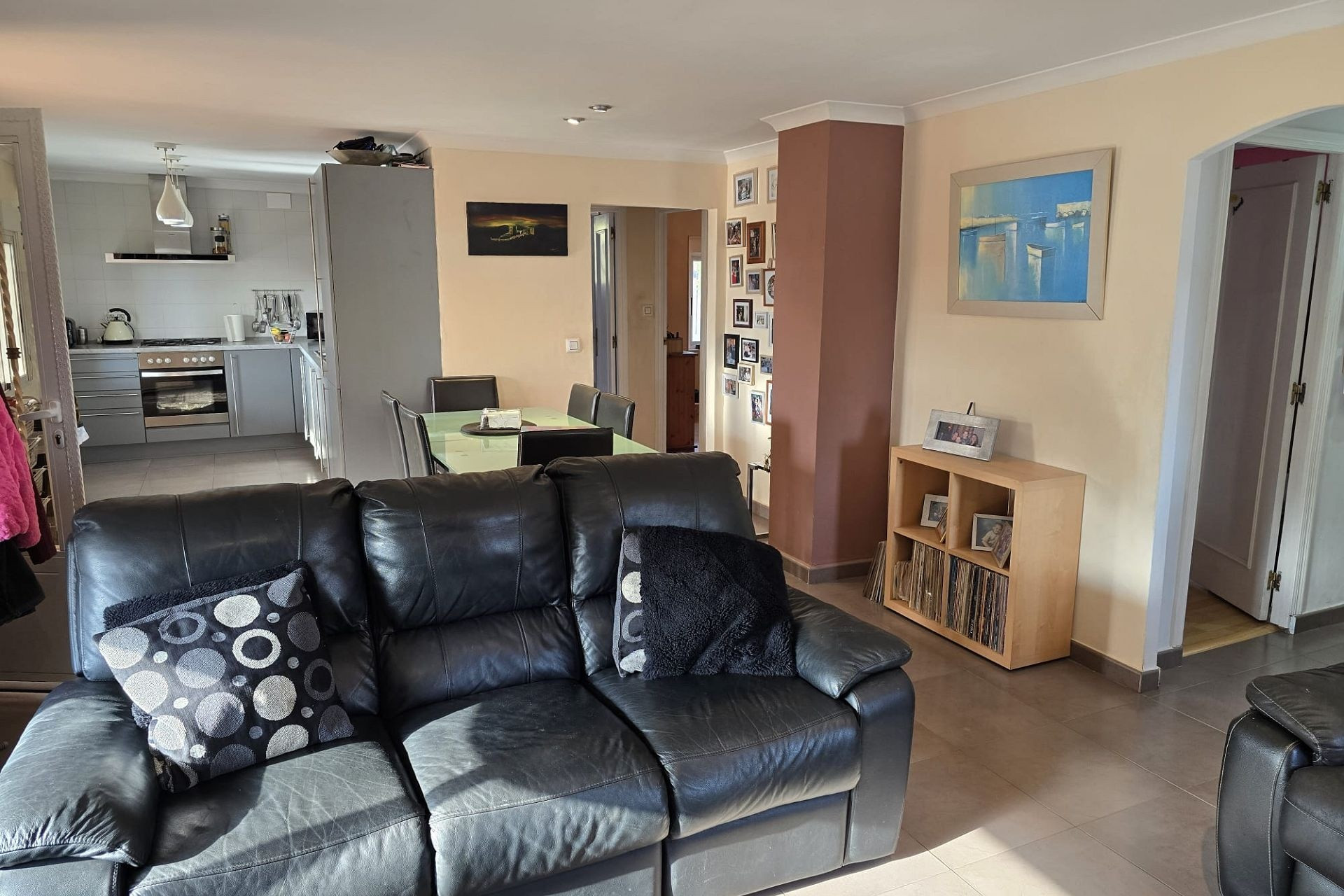 Resale - Villa -
Sax