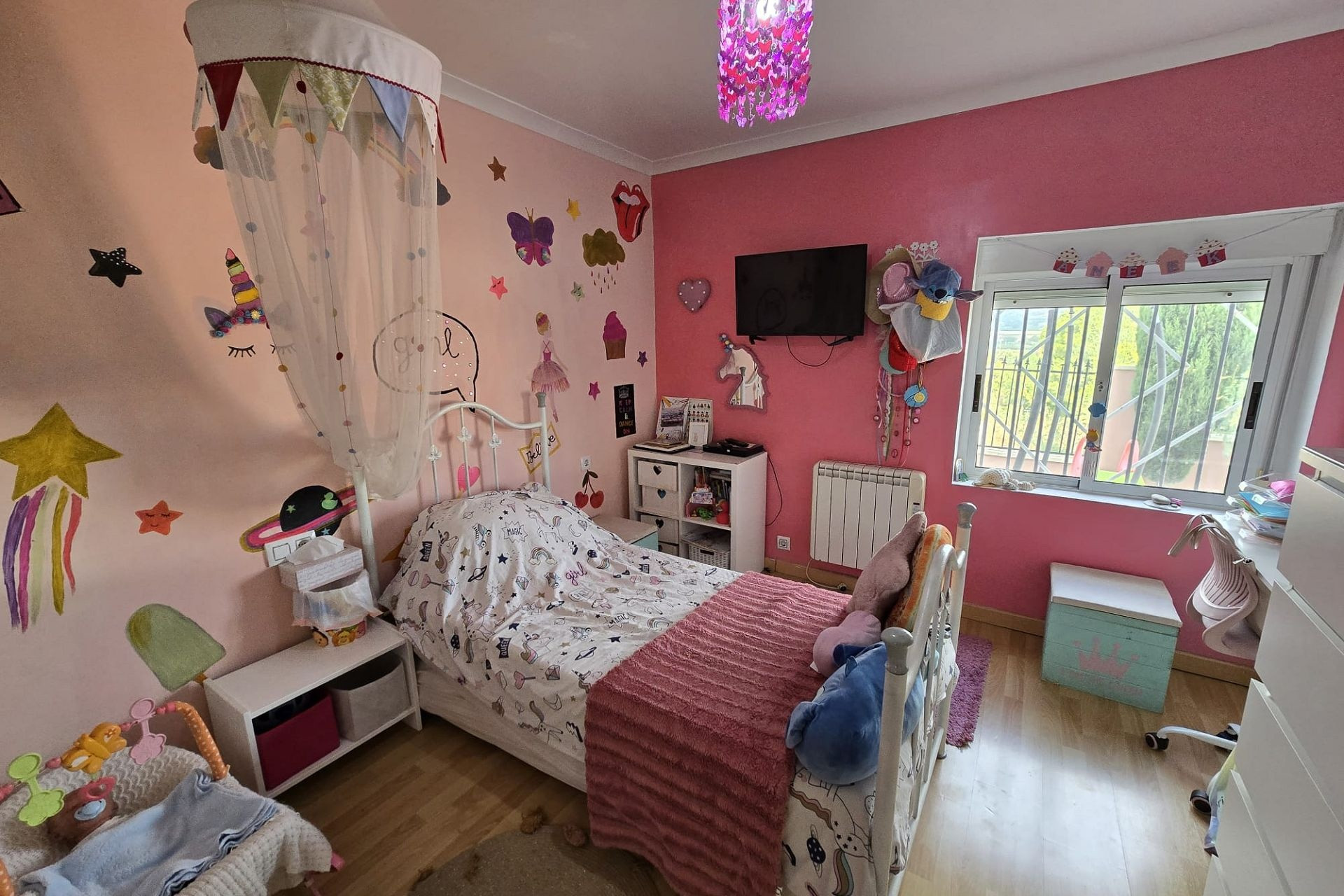 Resale - Villa -
Sax