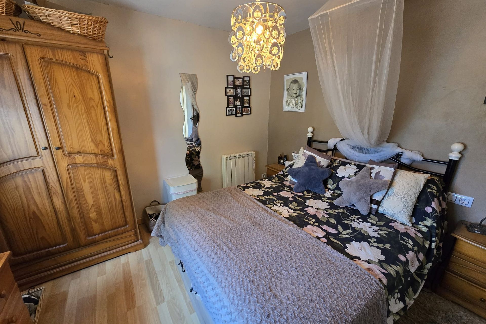 Resale - Villa -
Sax