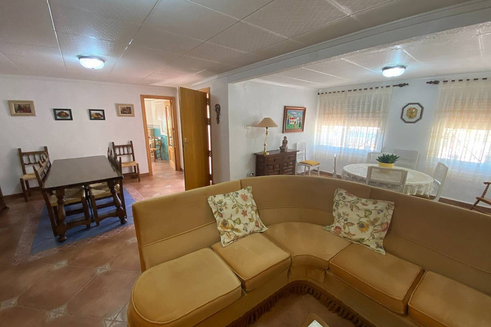 Resale - Villa -
Sax