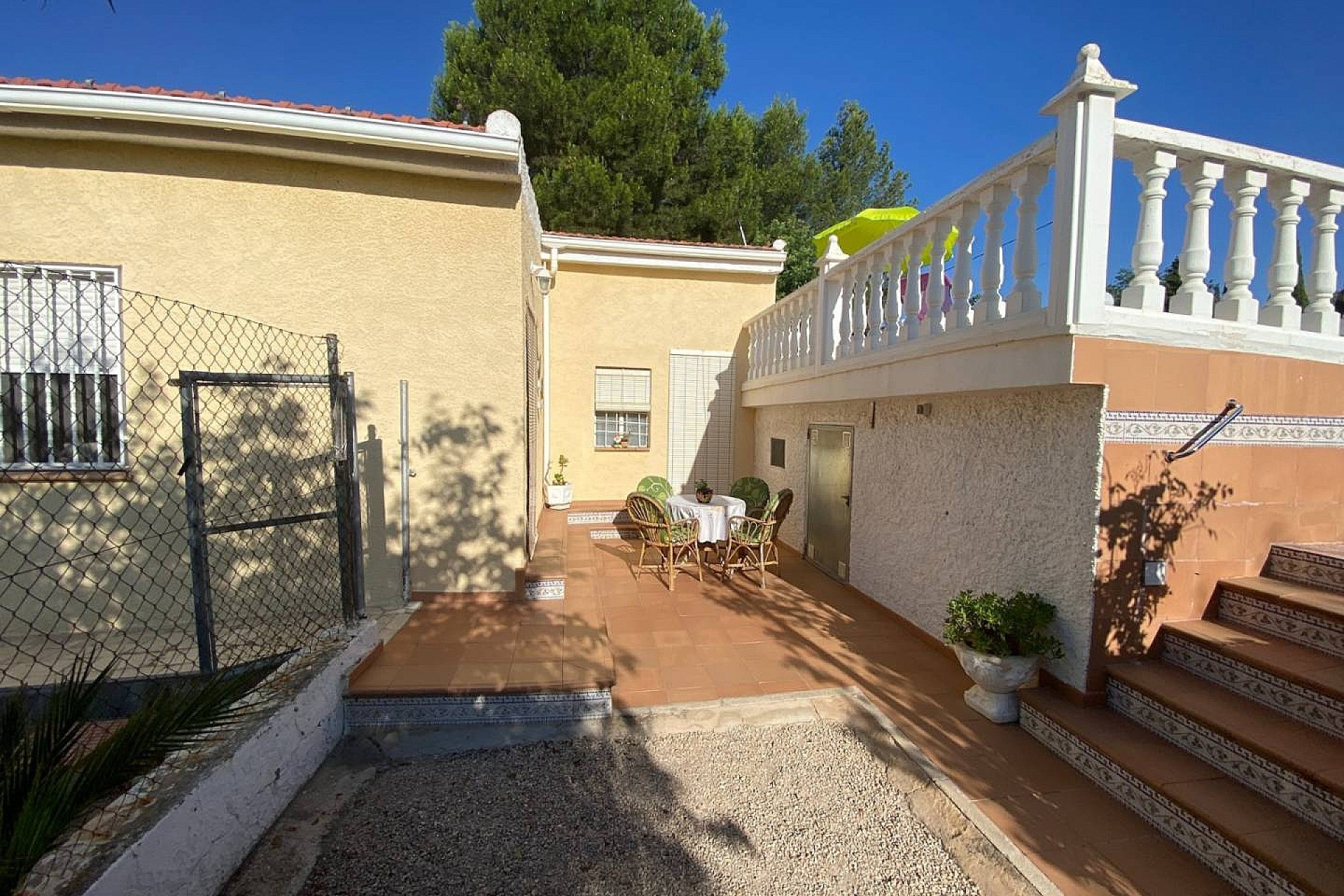 Resale - Villa -
Sax