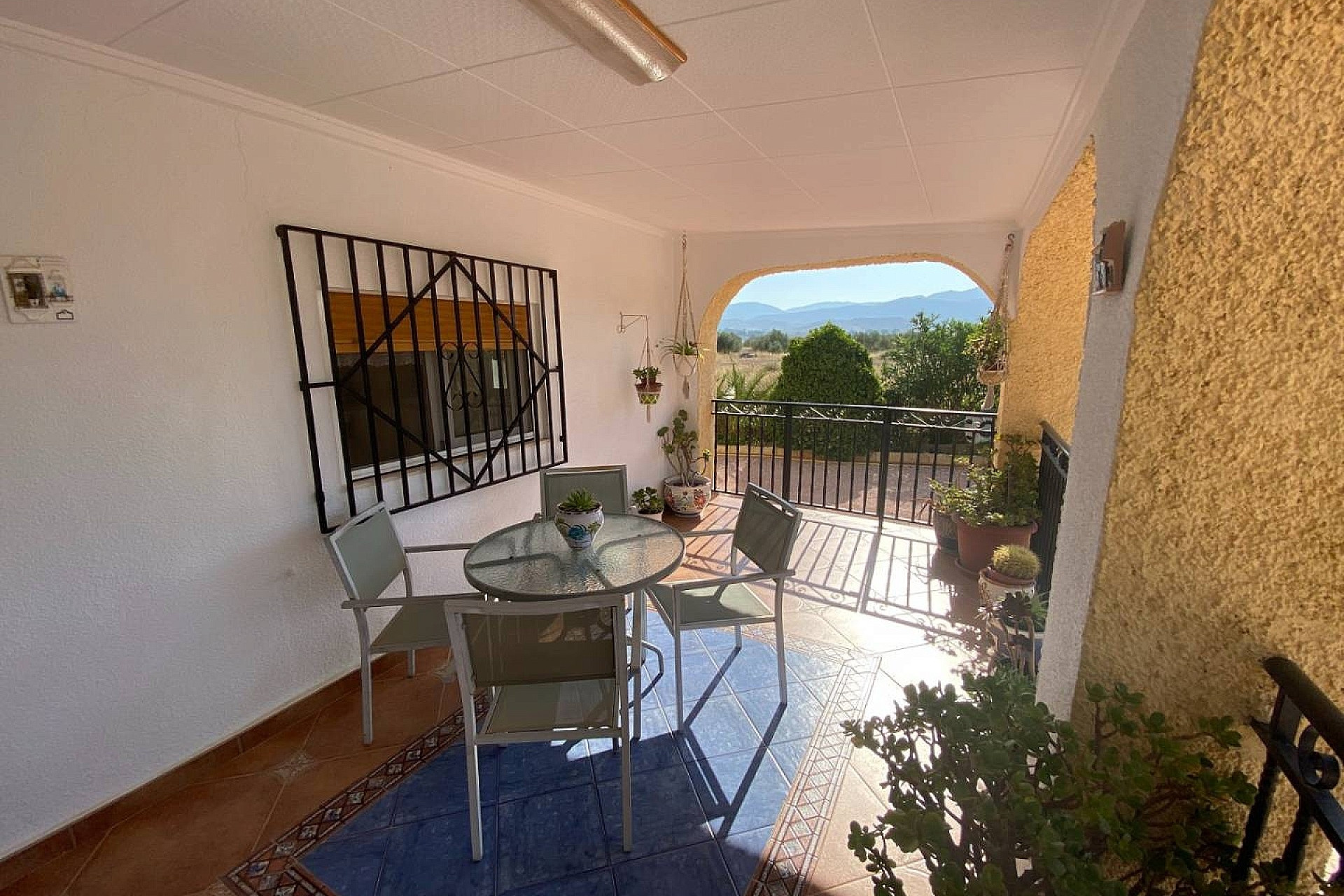 Resale - Villa -
Sax