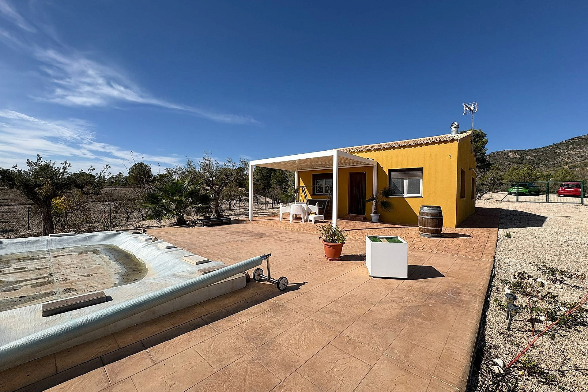 Resale - Villa -
Sax