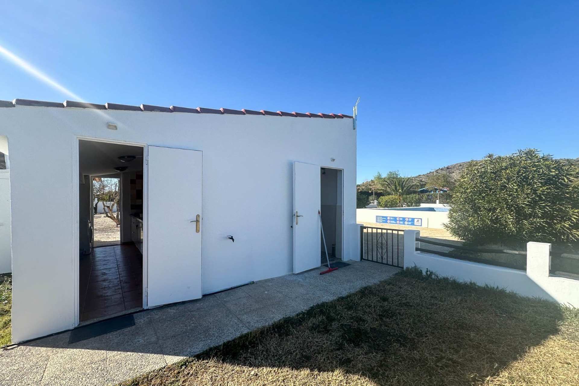 Resale - Villa -
Sax