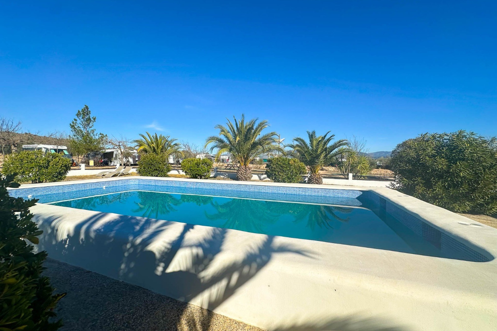 Resale - Villa -
Sax