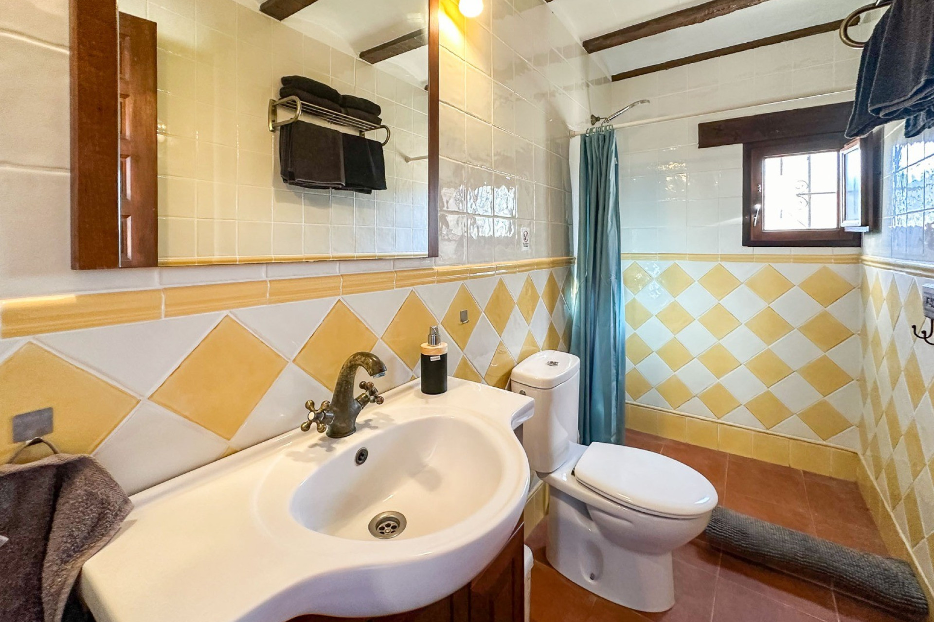 Resale - Villa -
Sax