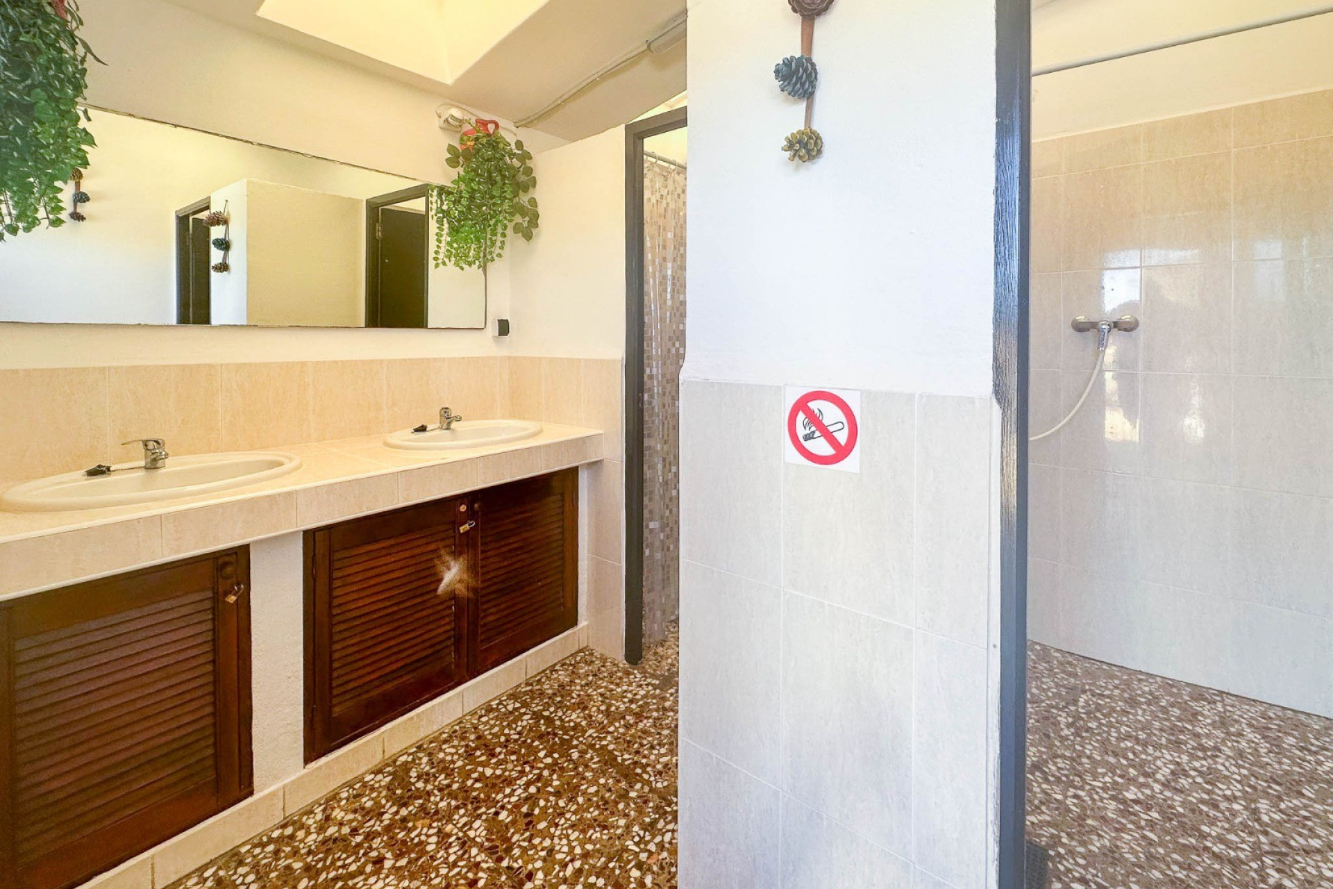 Resale - Villa -
Sax