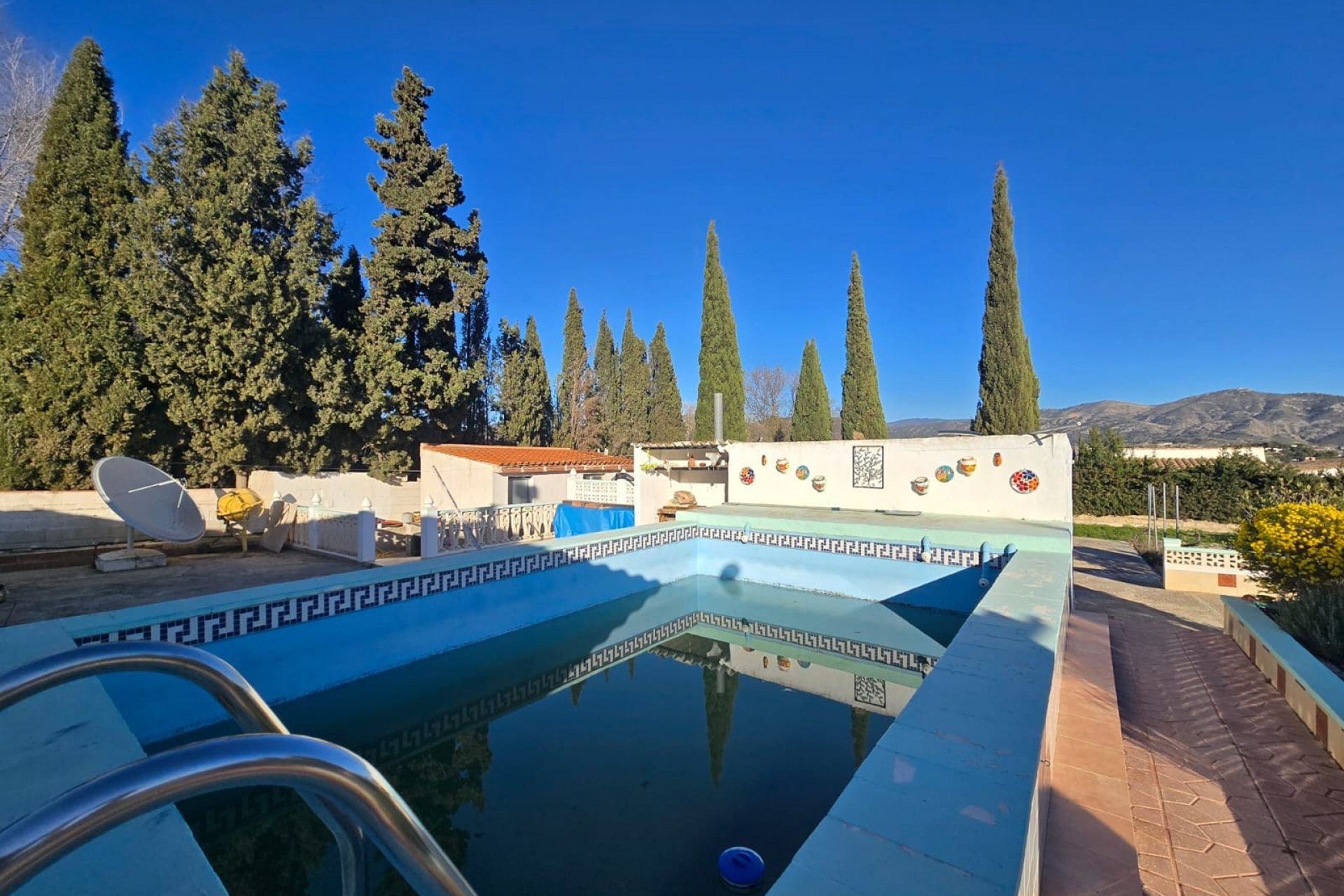 Resale - Villa -
Sax