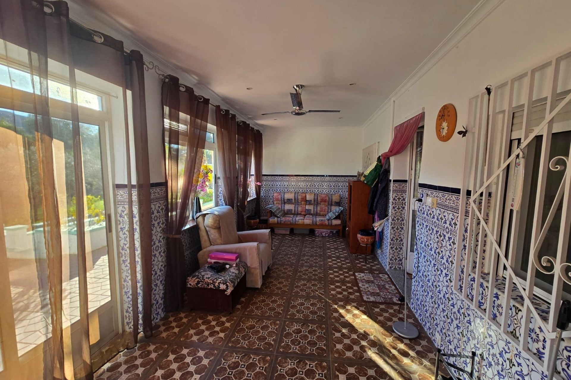 Resale - Villa -
Sax