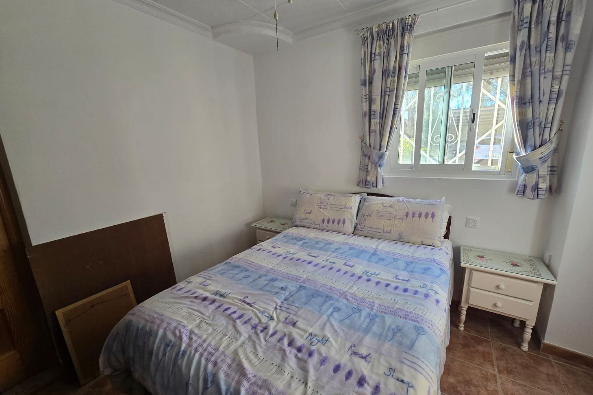 Resale - Villa -
Sax