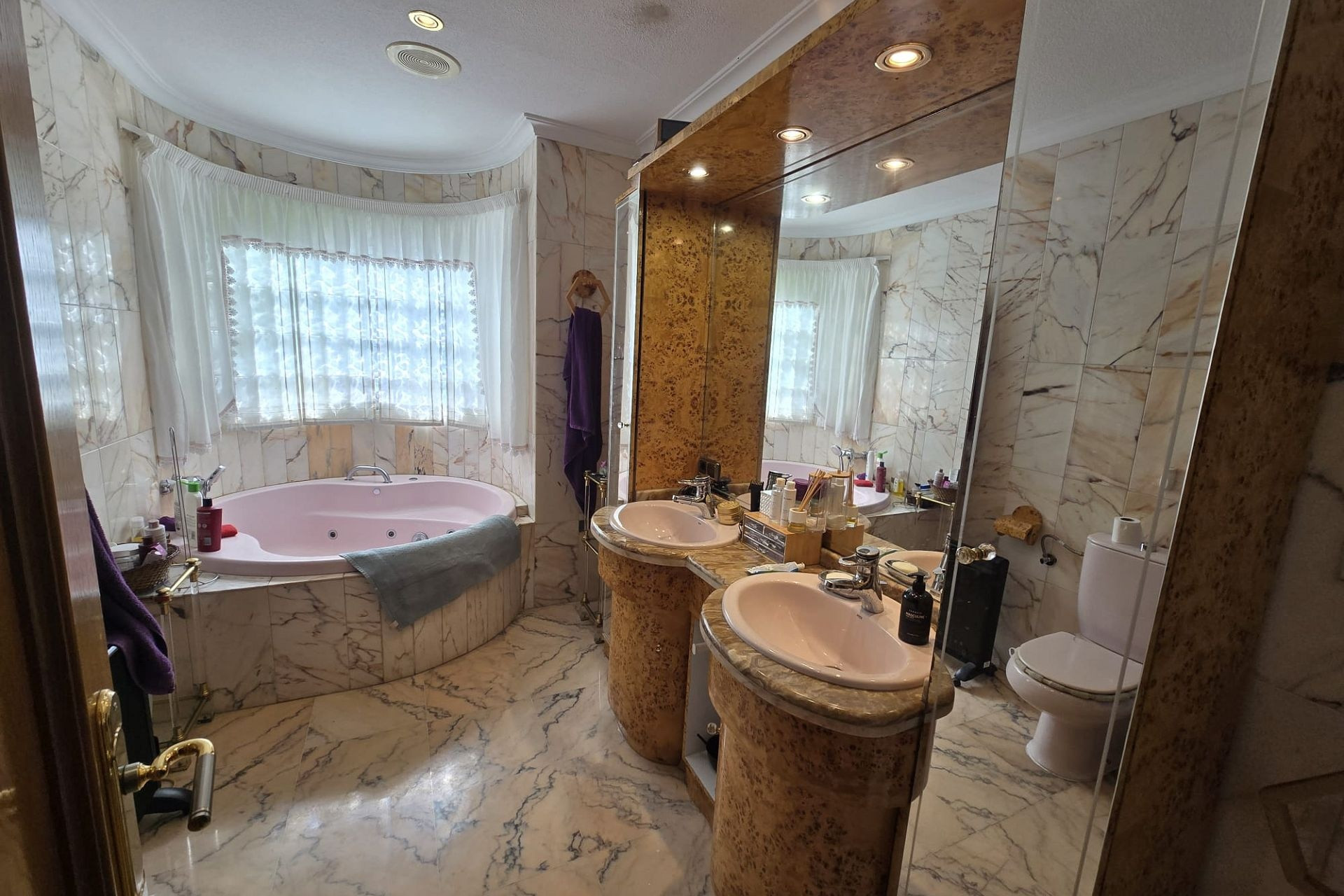 Resale - Villa -
Sax