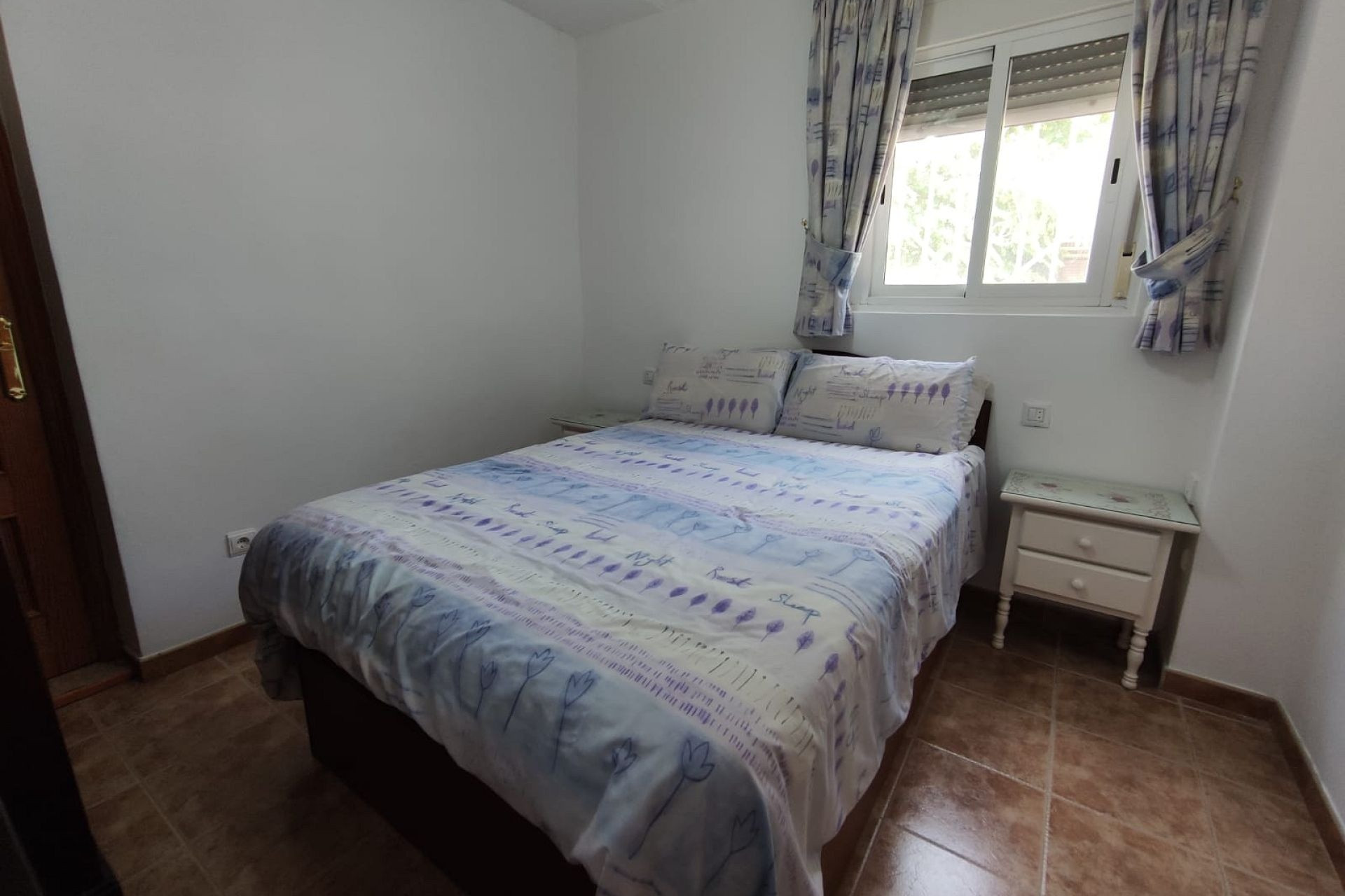 Resale - Villa -
Sax