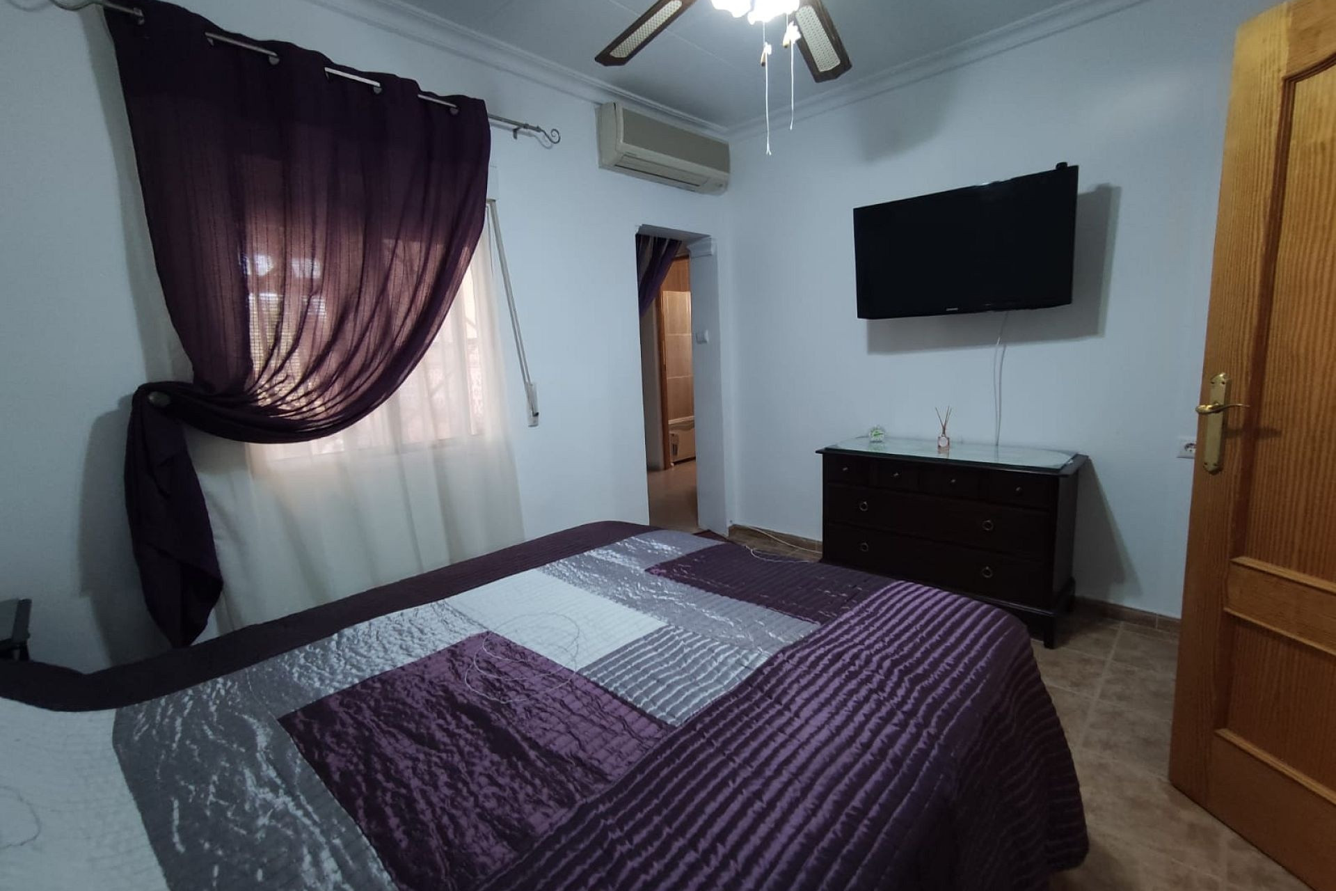 Resale - Villa -
Sax