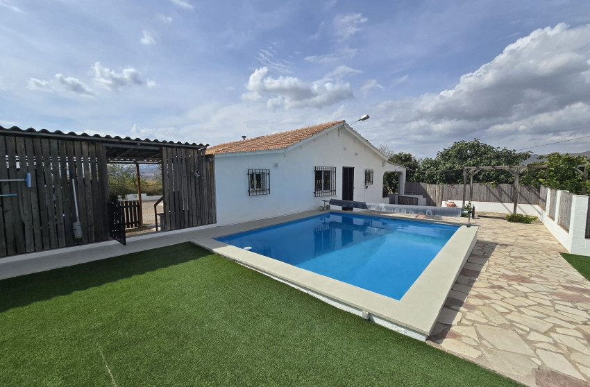 Resale - Villa -
Sax