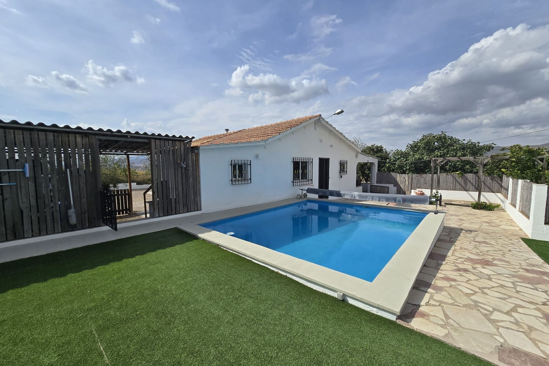 Resale - Villa -
Sax
