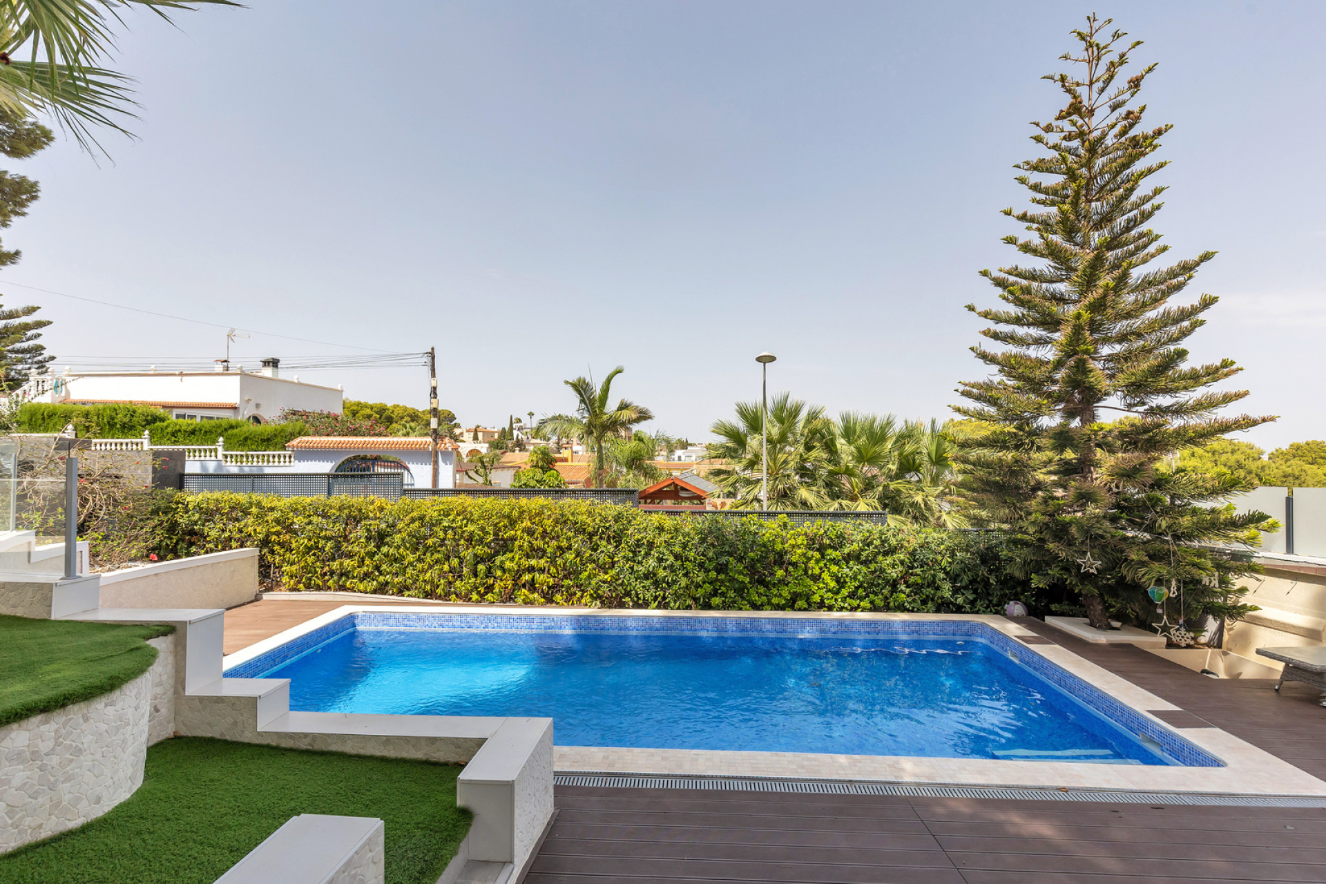 Resale - Villa -
Torrevieja - Costa Blanca