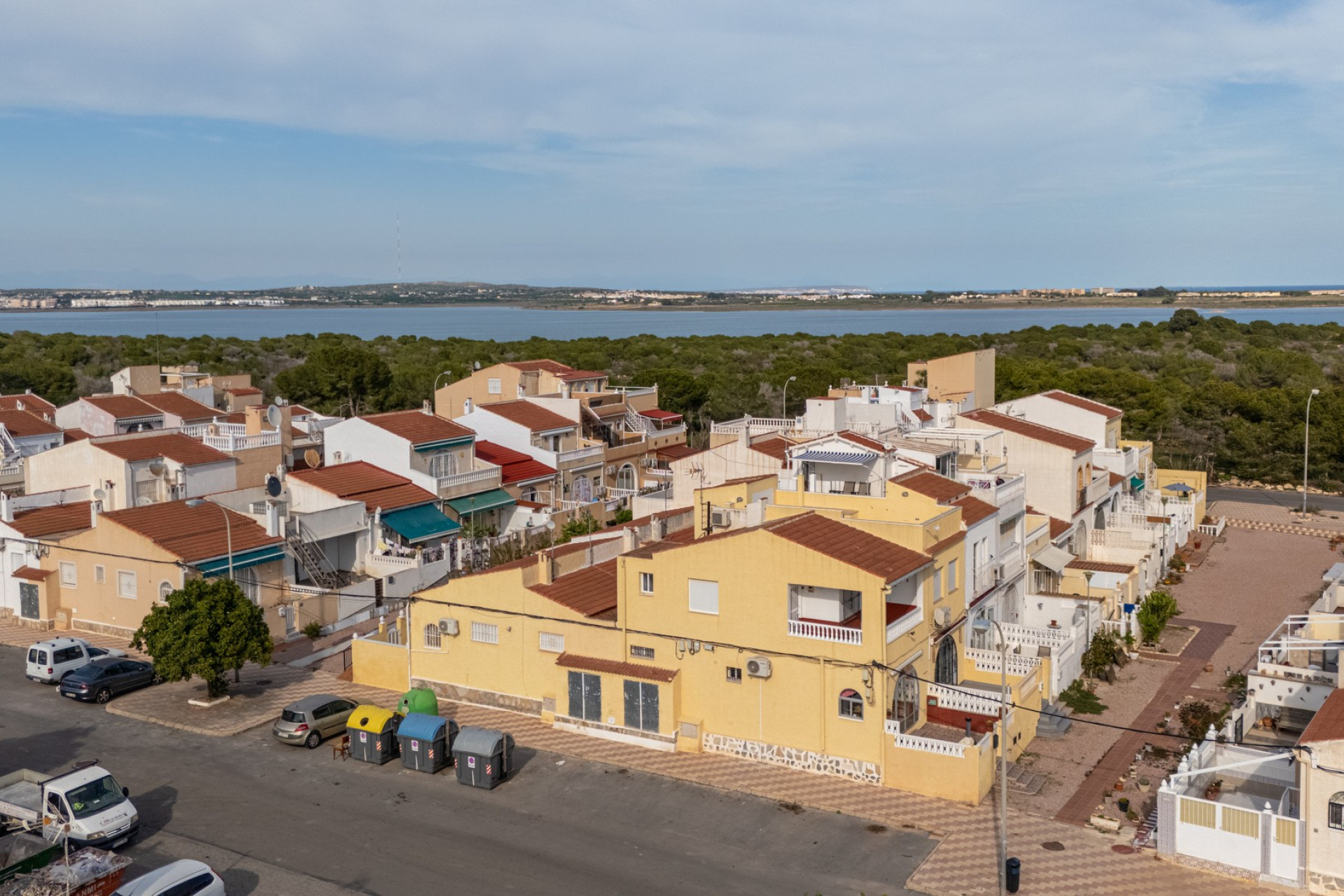 Resale - Villa -
Torrevieja - La Siesta