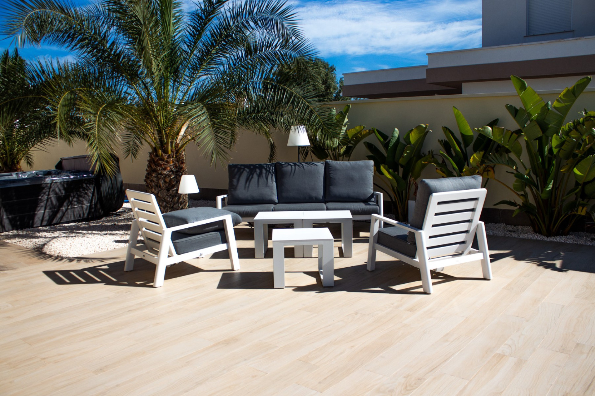 Resale - Villa -
Torrevieja - La Siesta