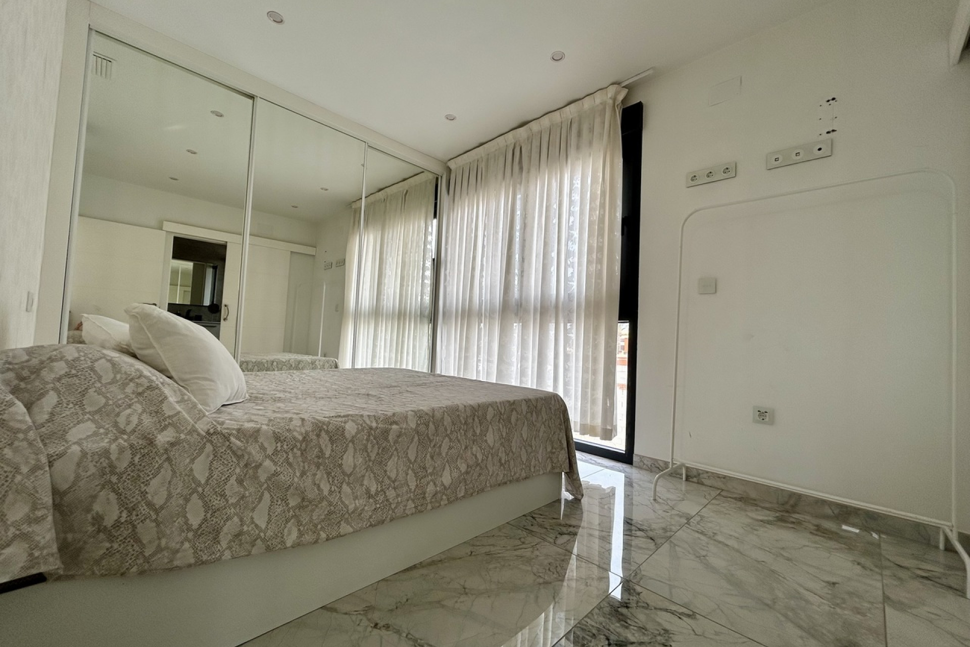 Resale - Villa -
Torrevieja - Los Balcones