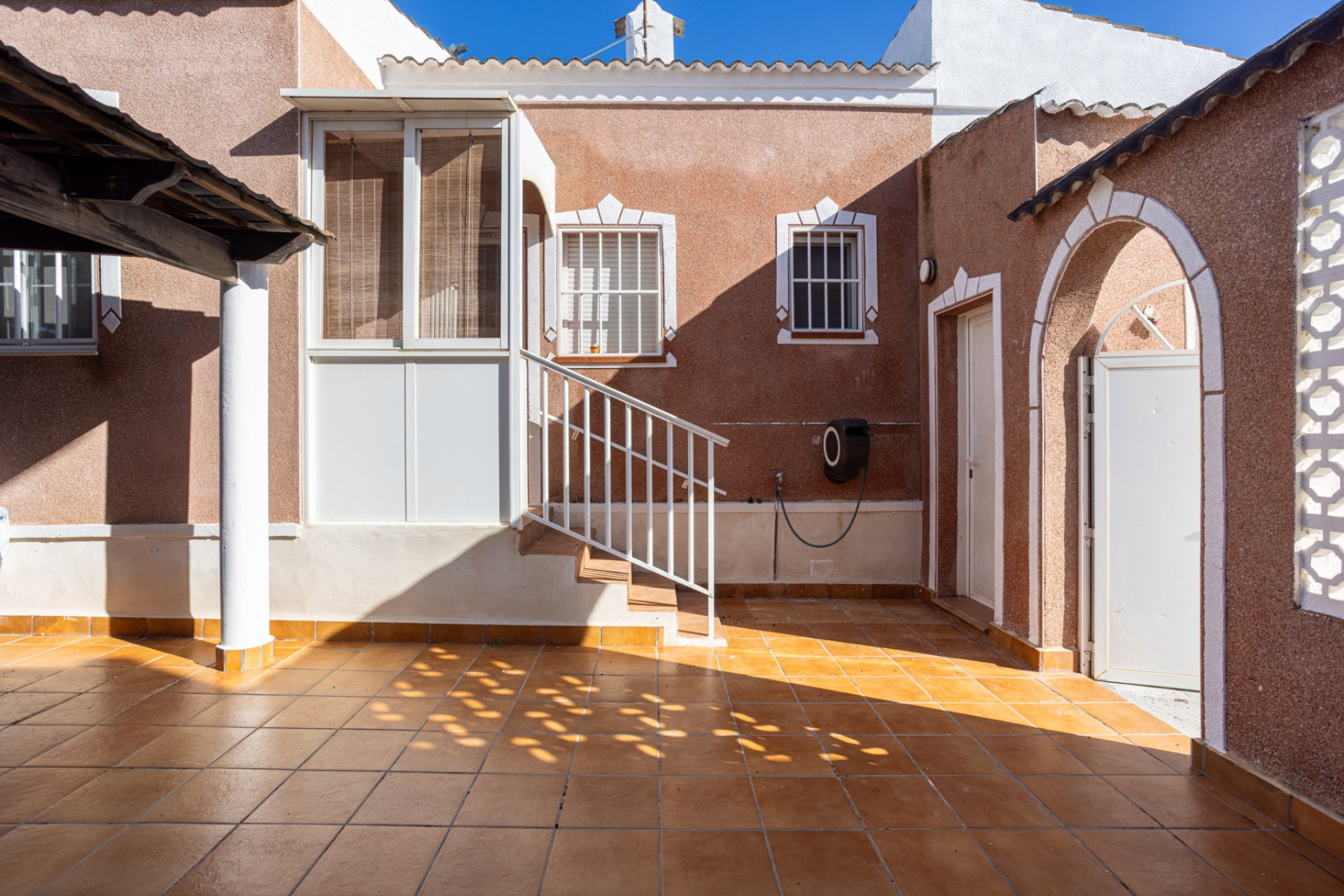 Resale - Villa -
Torrevieja - Urbanización San Luis