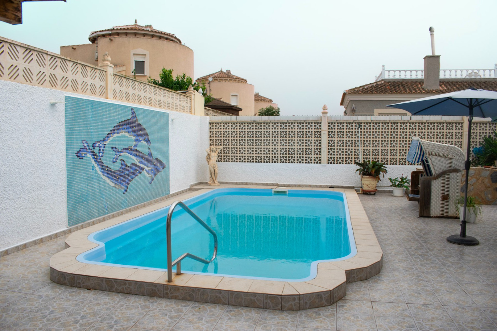 Resale - Villa -
Torrevieja