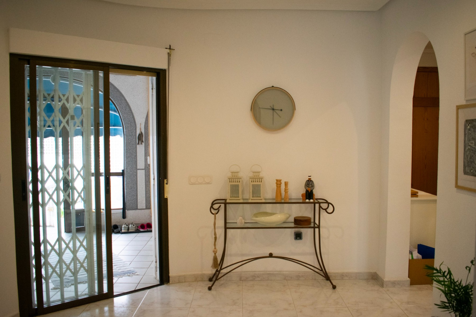 Resale - Villa -
Torrevieja