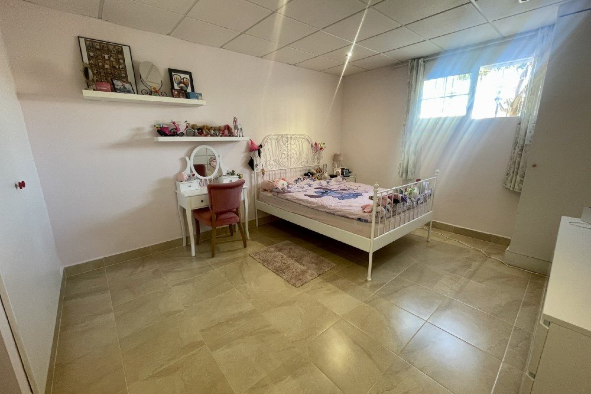 Resale - Villa -
Urb. La Marina - Inland