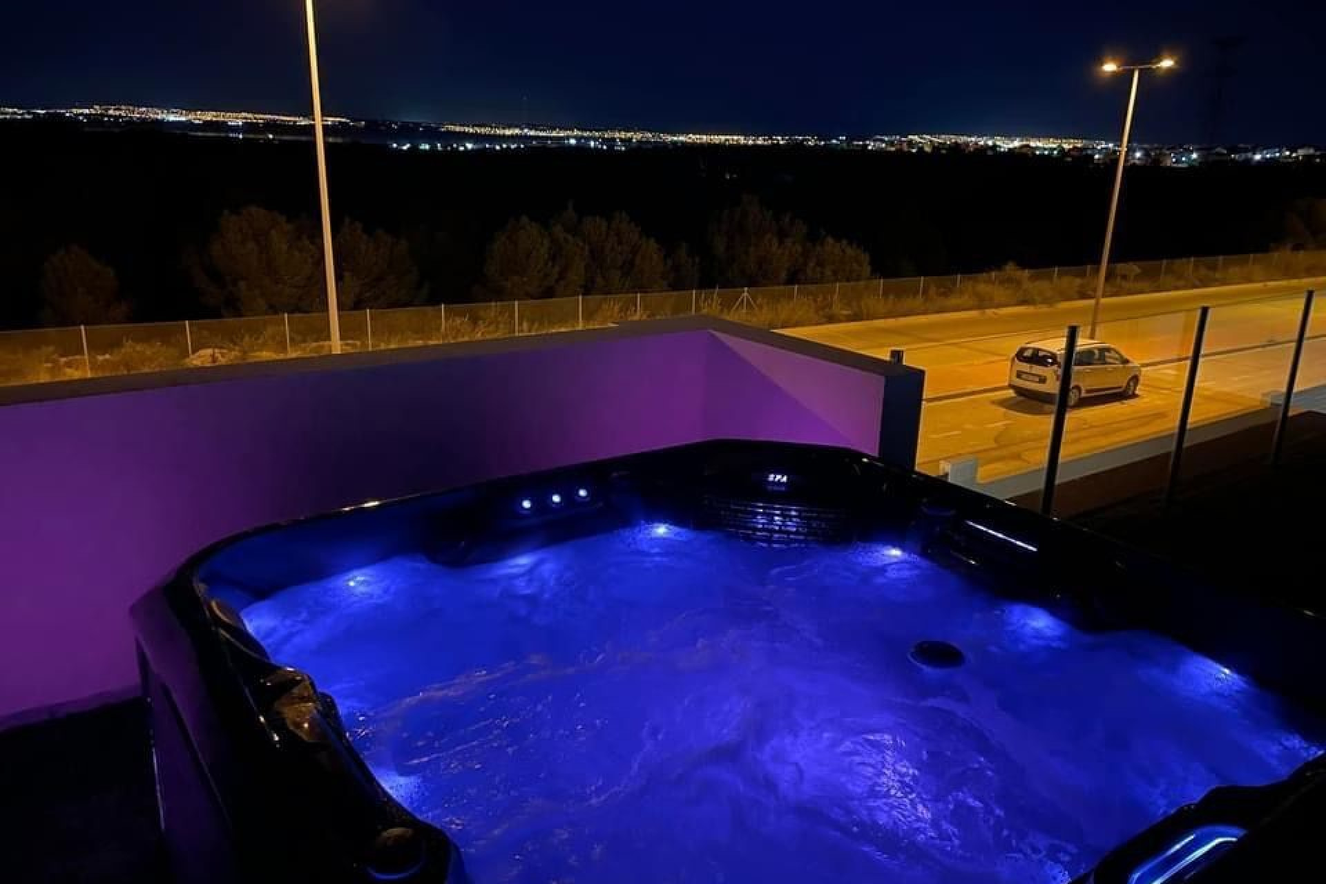 Resale - Villa -
Villamartín