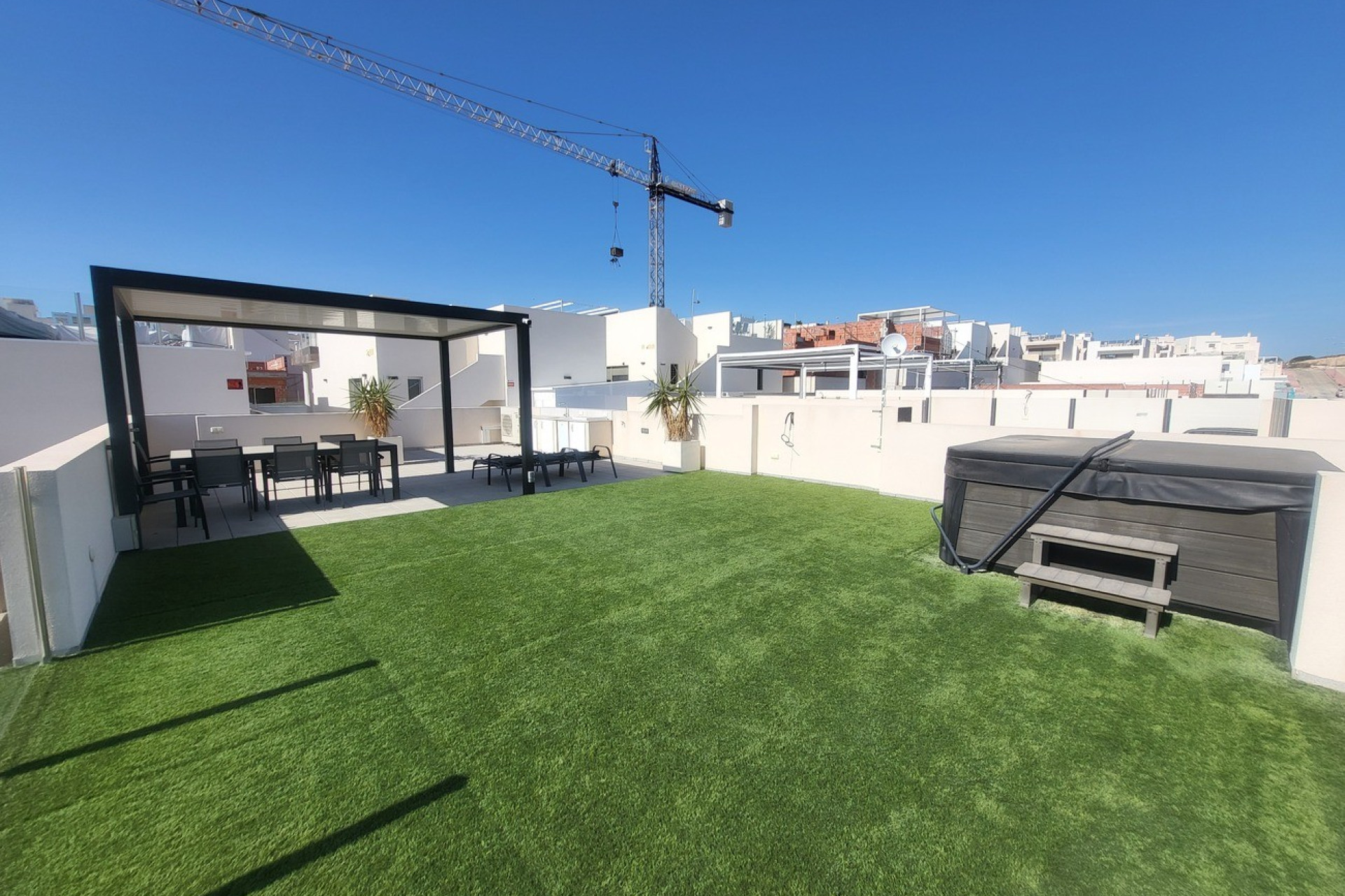 Resale - Villa -
Villamartín
