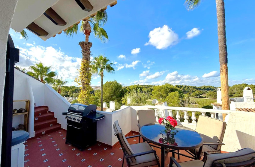 Resale - Villa -
Villamartín
