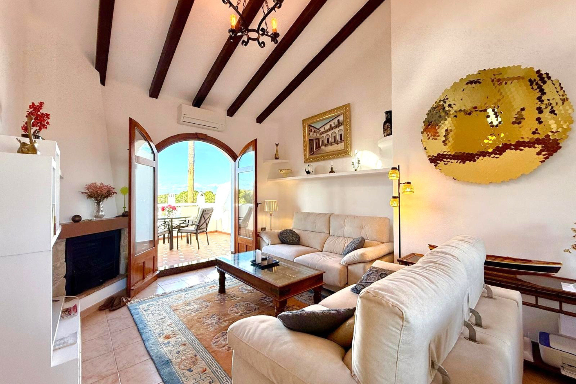 Resale - Villa -
Villamartín